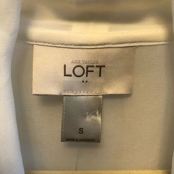 Loft sheer top  - Picture 3 of 4